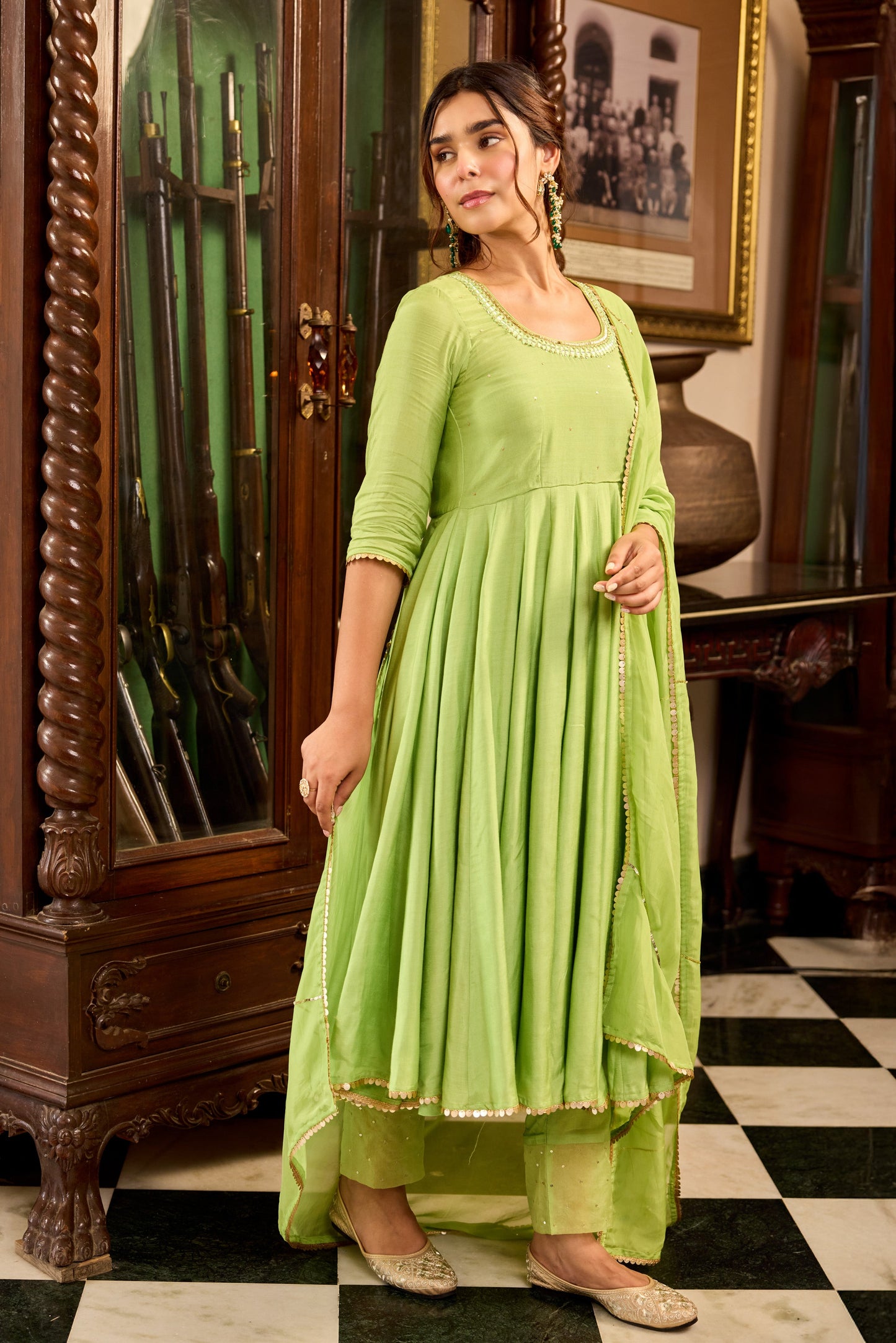 INAAYAT Green Suit SET