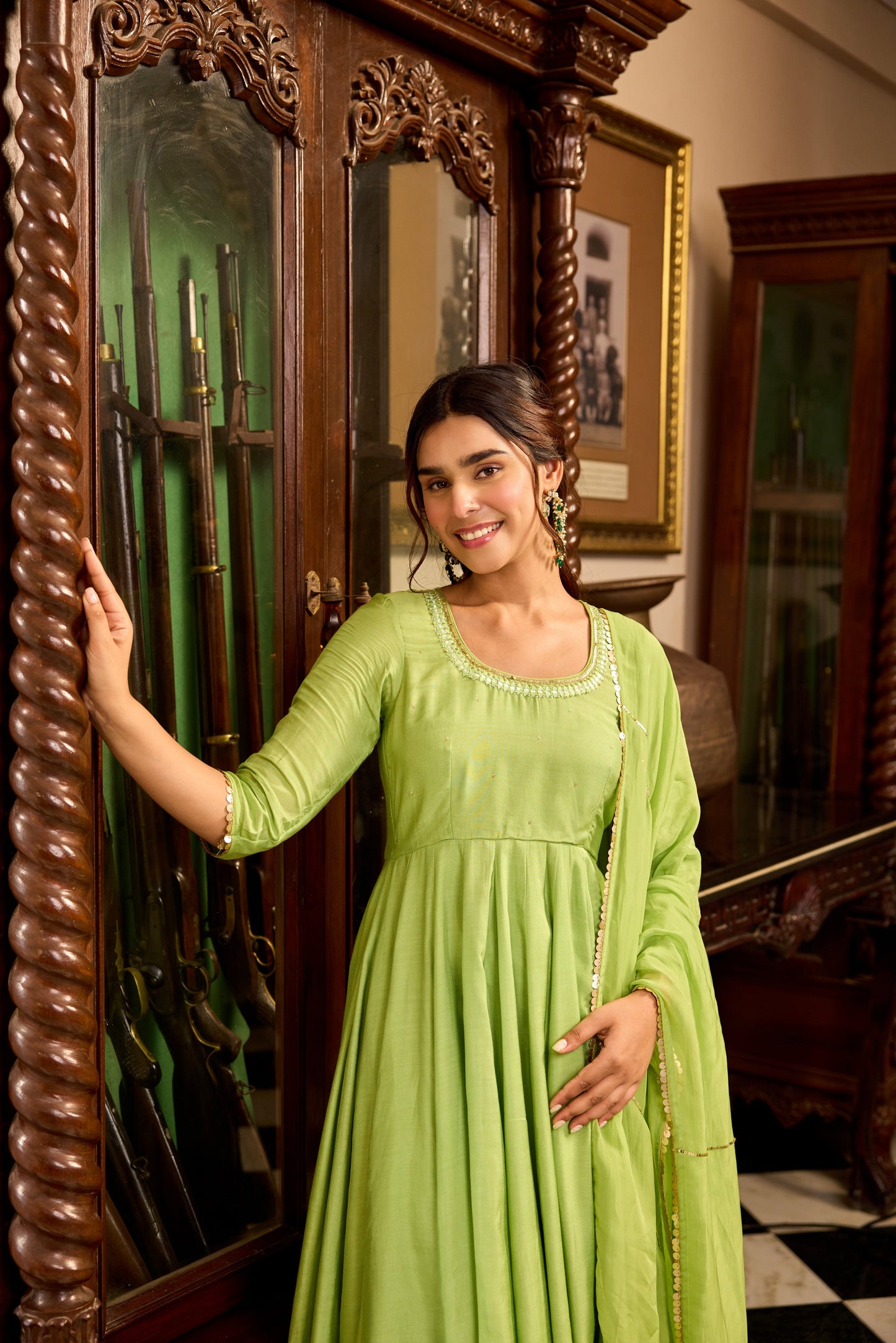 INAAYAT Green Suit SET