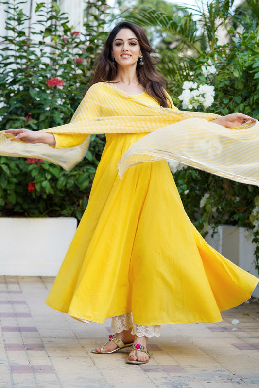 Yellow Daffodil Leheriya Suit Set
