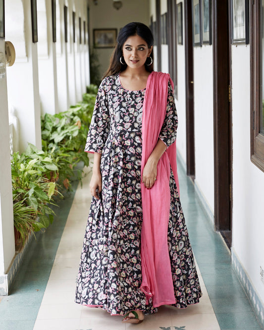 Black Jaal Kurta Set